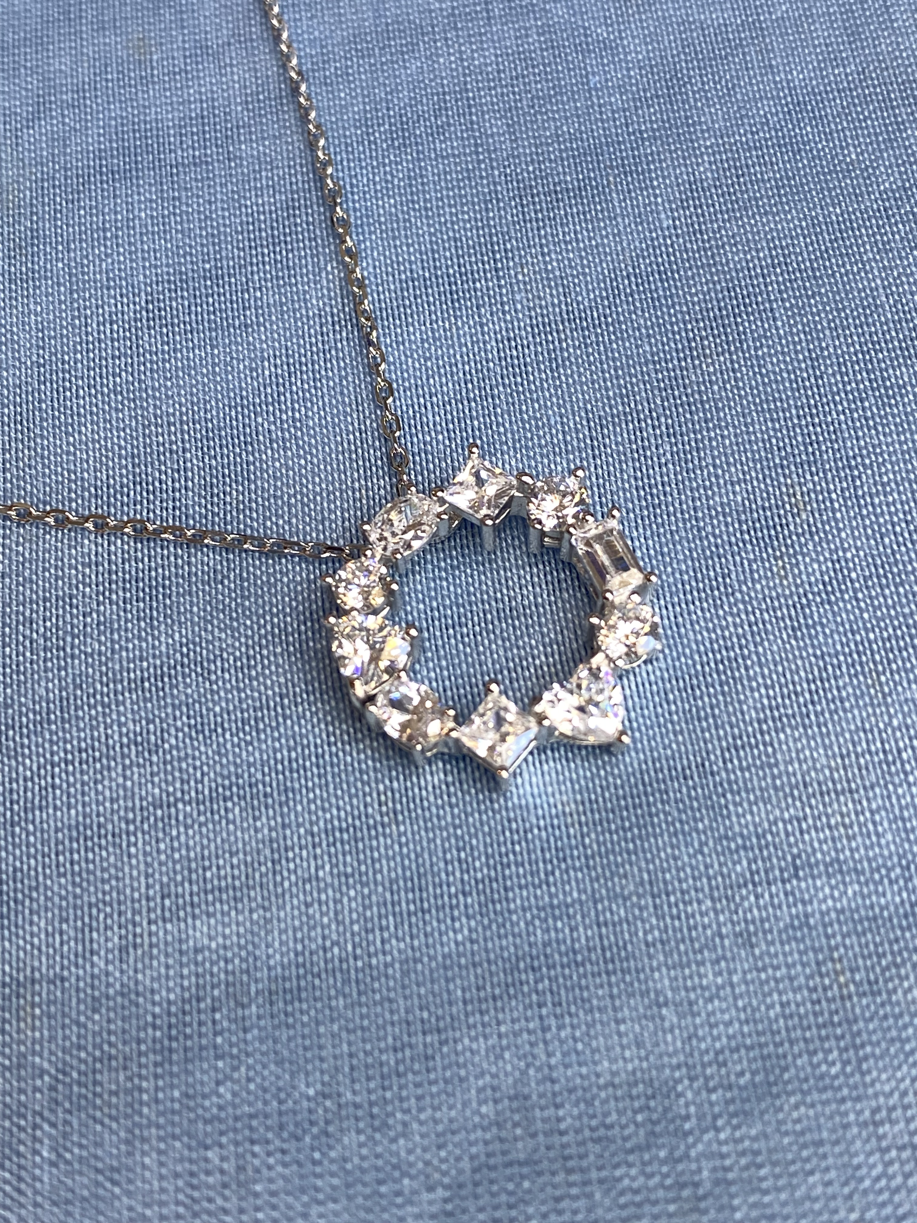 Unity circle chain