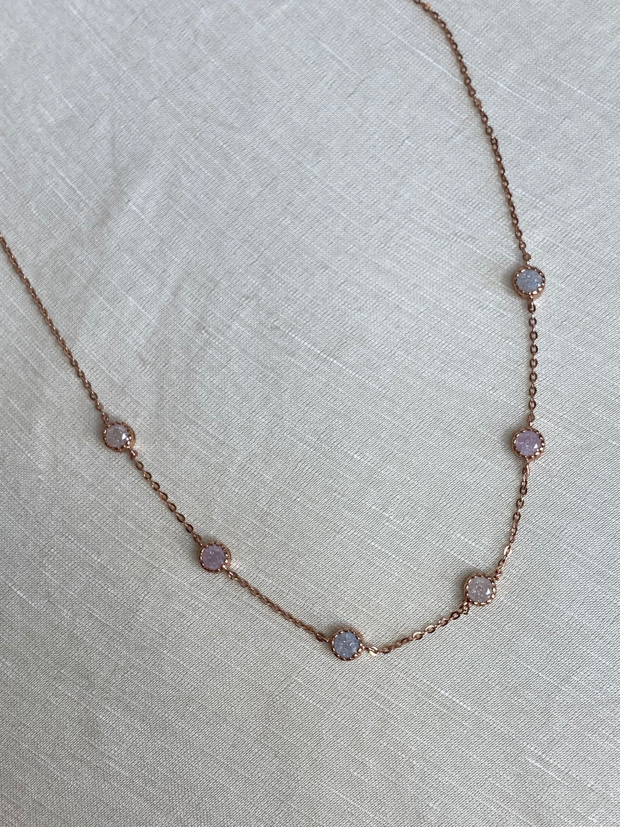Rose radiance chain