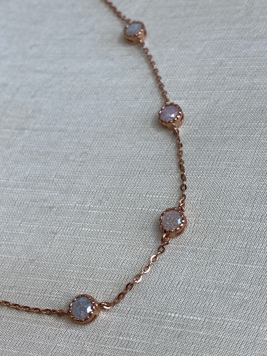 Rose radiance chain