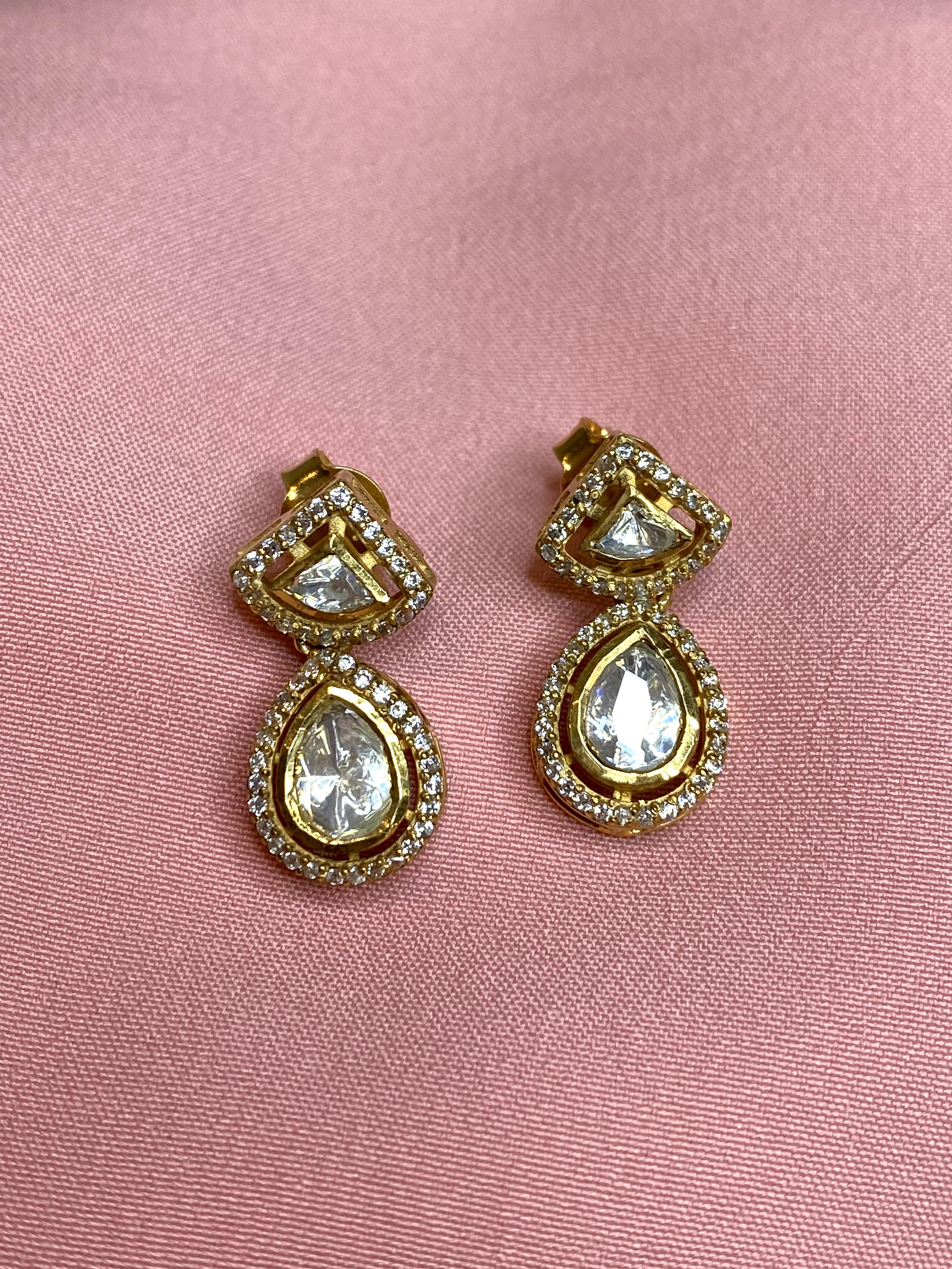Golden Splendor Pendant Set