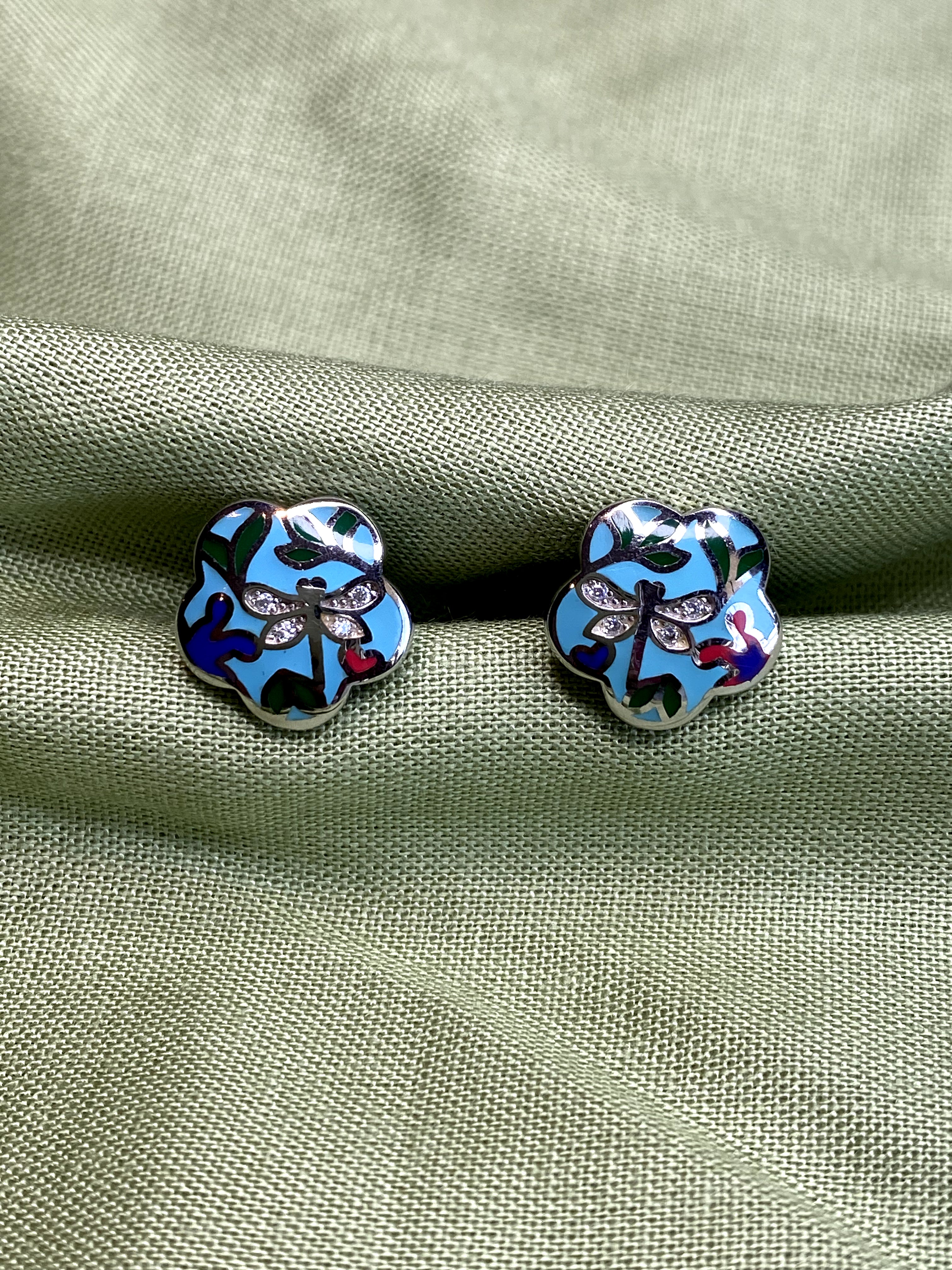 Flower Power Enamel Pendant Set