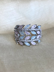 Pastel hues ring